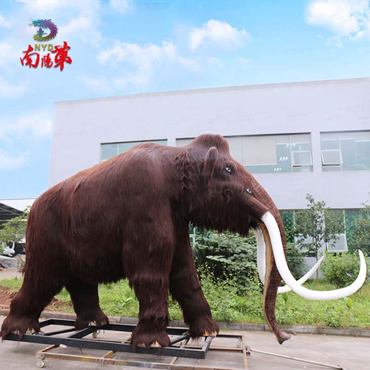 Animatronic Animals For Window Display best