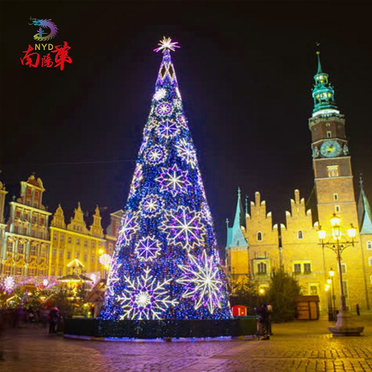 Large Outdoor Plaza Park Christmas Trees suppliers